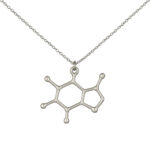 srebrny naszyjnik z zawieszką kofeina
